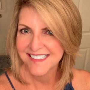 Meet your Posher, Tina